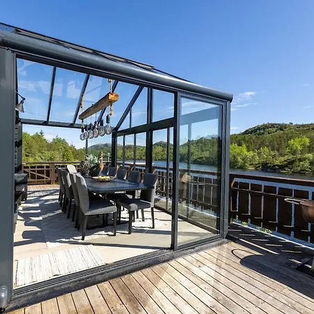 Kveldsro By The Jacuzzi And Sauna Casa vacanze Ottersoy